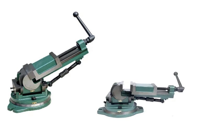 135 MM ÜÇ AÇILI MENGENE